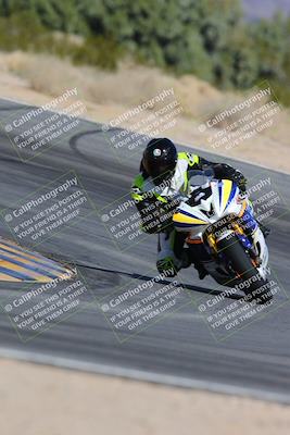 media/Feb-04-2024-SoCal Trackdays (Sun) [[91d6515b1d]]/6-Turn 10 Set 2 (1120am)/